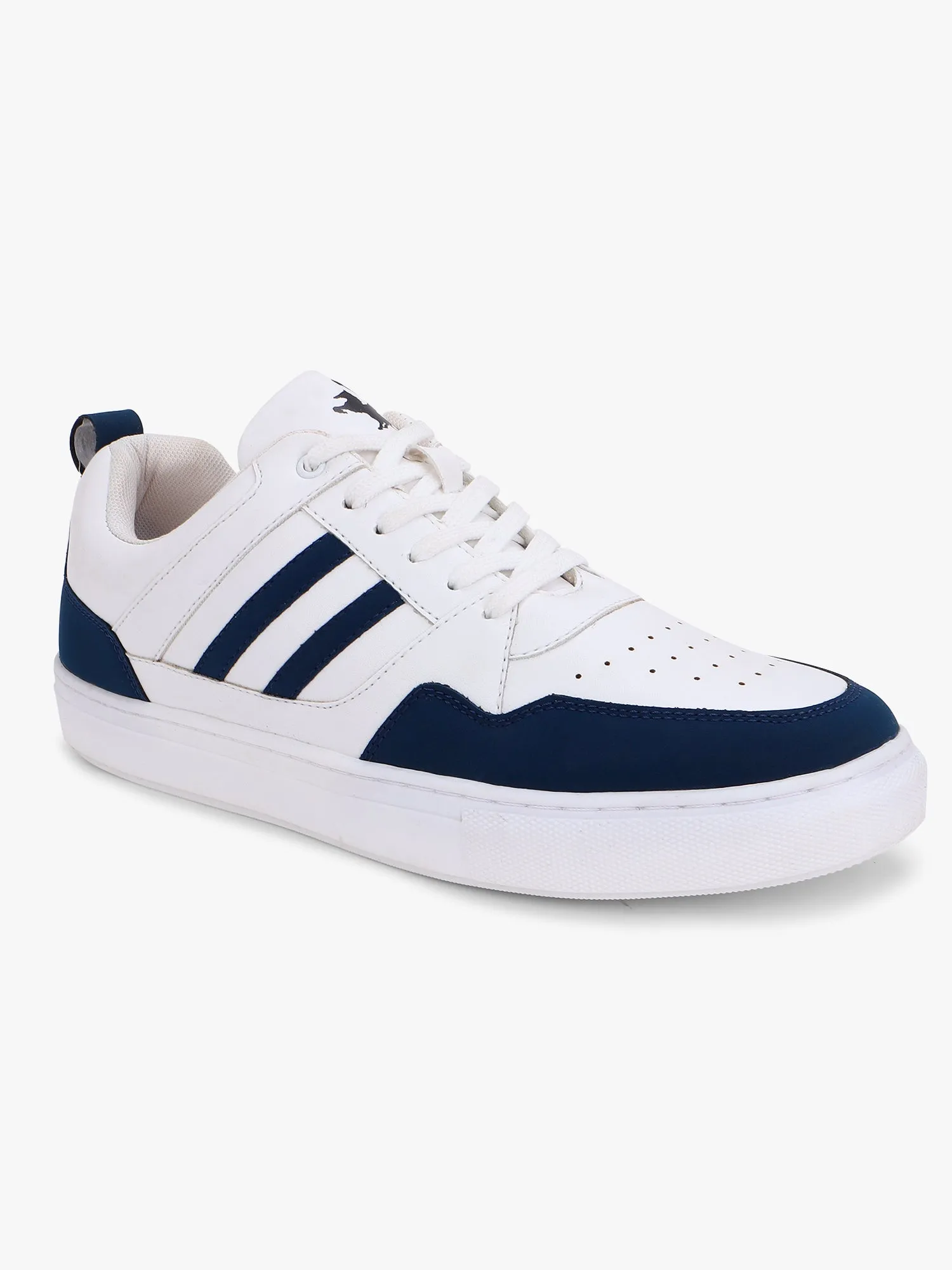 Men's White Solid Lace-Up Casual Sneakers